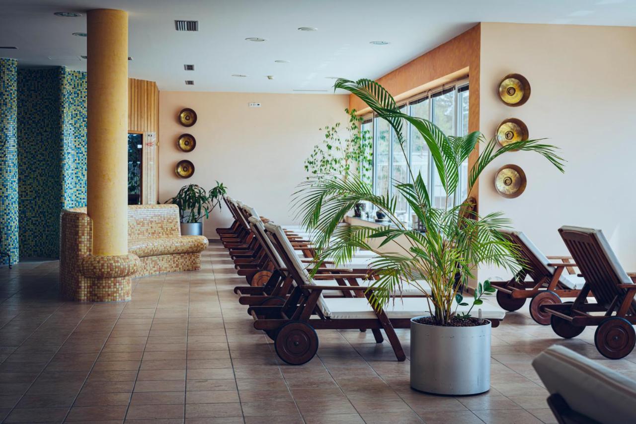 מריבור Pohorje Village Wellbeing Resort - Wellness & Spa Hotel Bolfenk מראה חיצוני תמונה