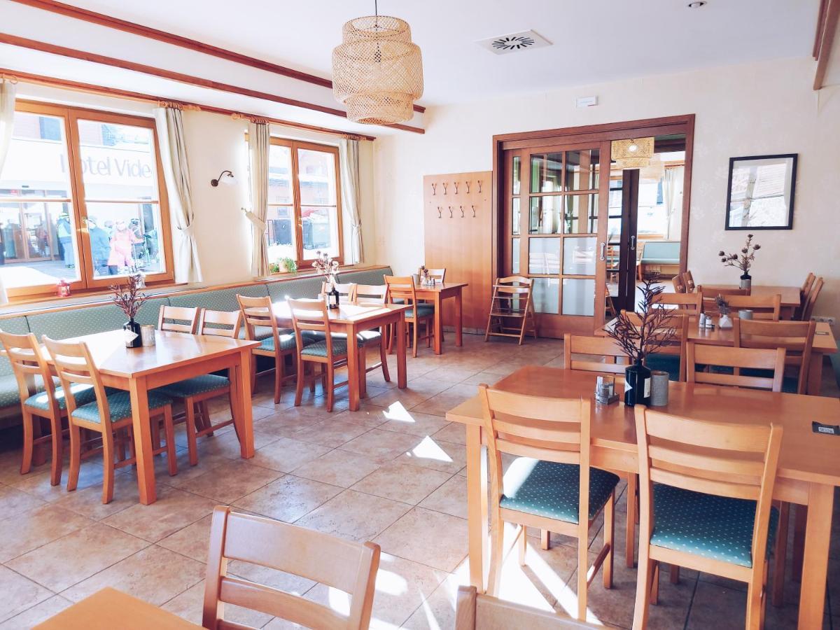 מריבור Pohorje Village Wellbeing Resort - Wellness & Spa Hotel Bolfenk מראה חיצוני תמונה